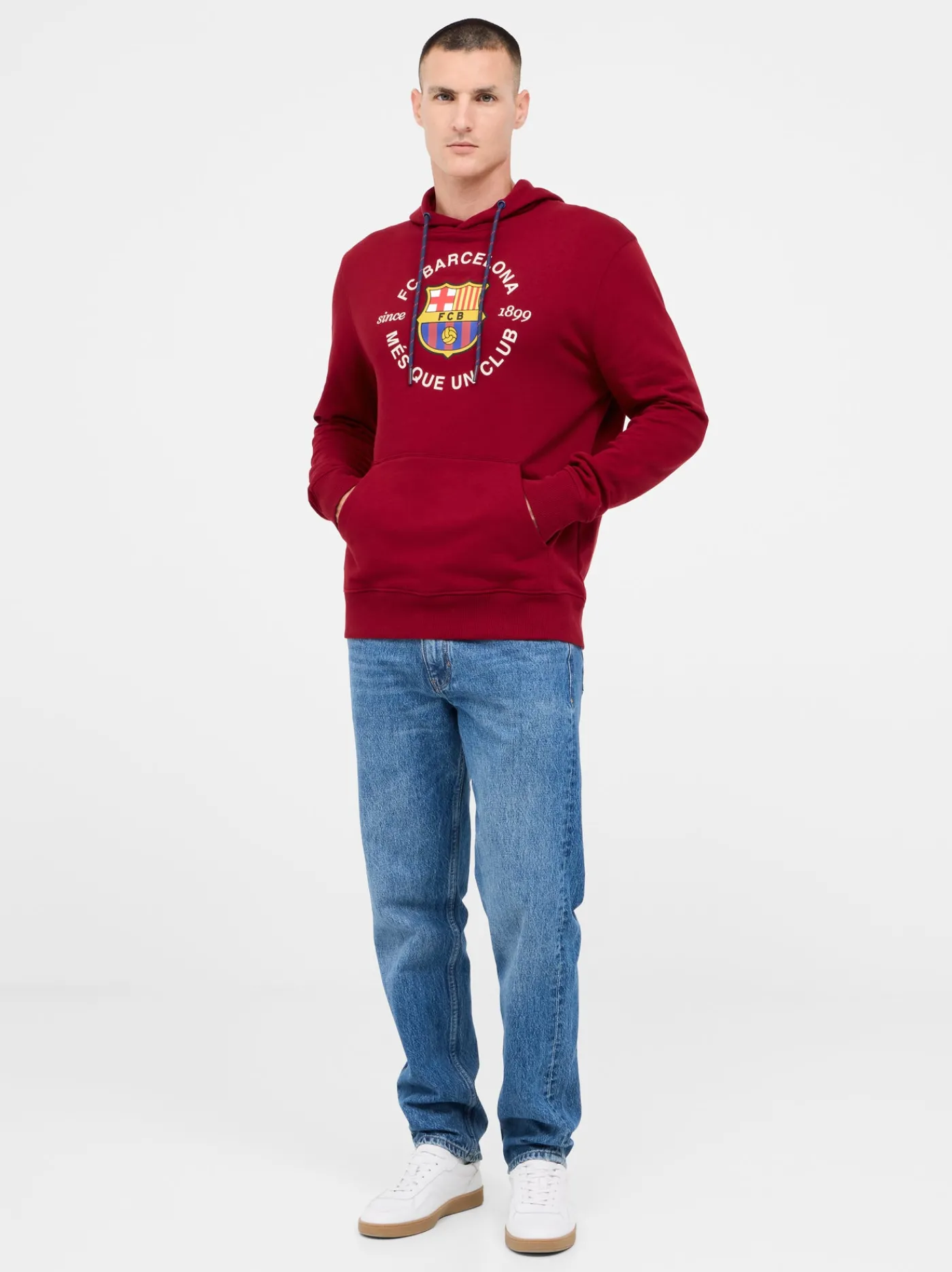 Roter Hoodie mit Barça-Emblem | FC Barcelona Shop