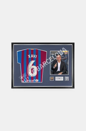 XAVI | Offizielles Heimtrikot des Sets der Saison 21/22 mit Unterschrift von Xavi Hernandez. | FC Barcelona Sale